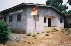 2006-schoolhouse-kumba-cameroon.jpg